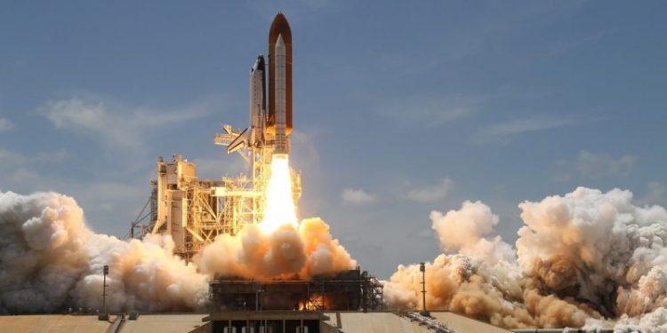 Dogecoin-funded SpaceX Moon Mission To Launch in January