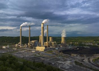 US and China pledge to resume climate working group, ramp up renewables ahead of Biden-Xi summit