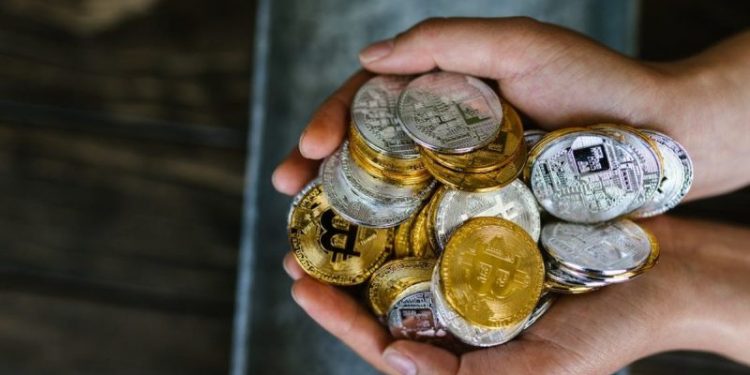 Bitcoin Price Breaks Through $42,000, Up 6.6% in 24 Hours