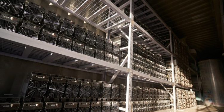 Russia Poised to Let Miners Sell Coins Abroad as ‘Exports’