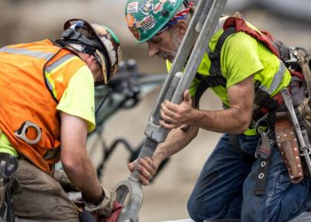 Blue-collar hiring and pay gains stay hot in a cooling job market