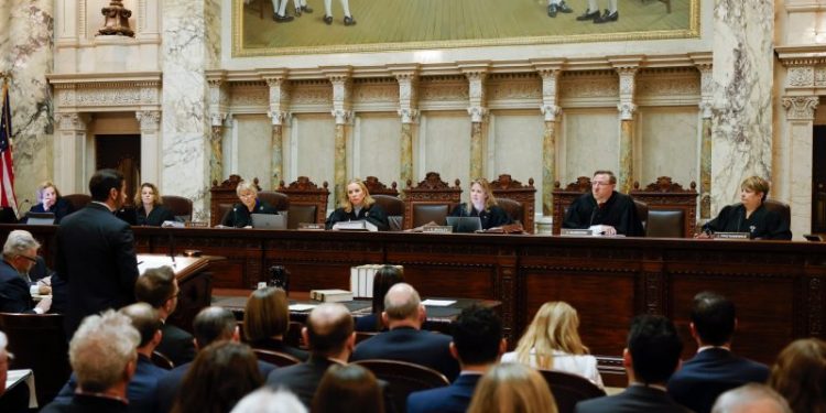 Wisconsin Supreme Court overturns GOP-favored legislative maps