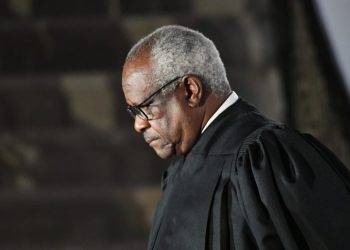 Democrats ramp up pressure on Clarence Thomas to recuse himself in Trump case