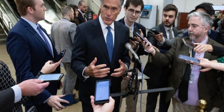 Senate lawmakers careen toward failed vote on Ukraine