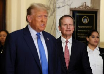 Trump loses chance to challenge N.Y. gag order before trial ends