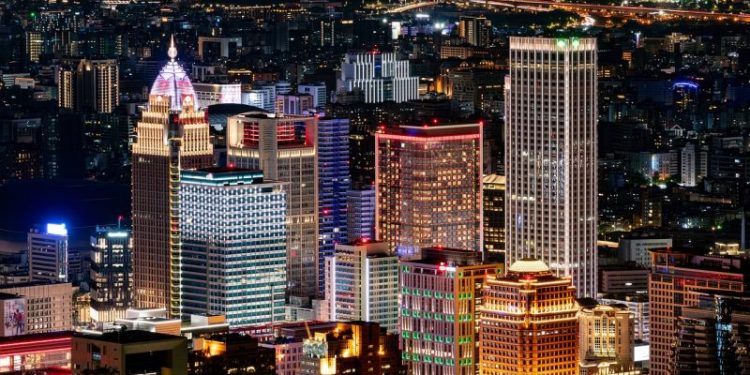 ChatGPT Predicts Bitcoin & Top 3 Meme Coins’ Price for 2024