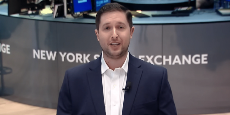 Grayscale CEO: Most of 11 Approved Bitcoin ETFs Won’t Survive + More Crypto News