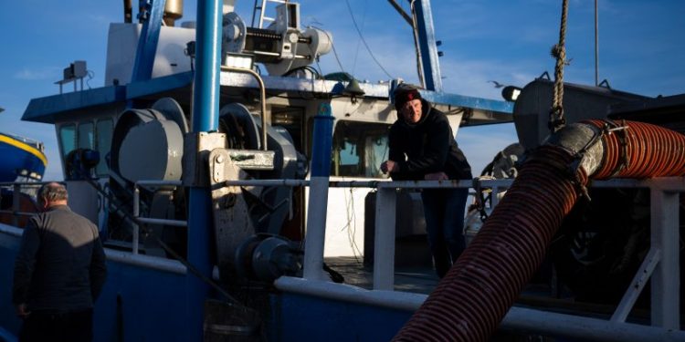 Supreme Court divided over whether to curb power of federal agencies