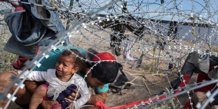 A plurality of Americans think recent immigrants will hurt U.S. society