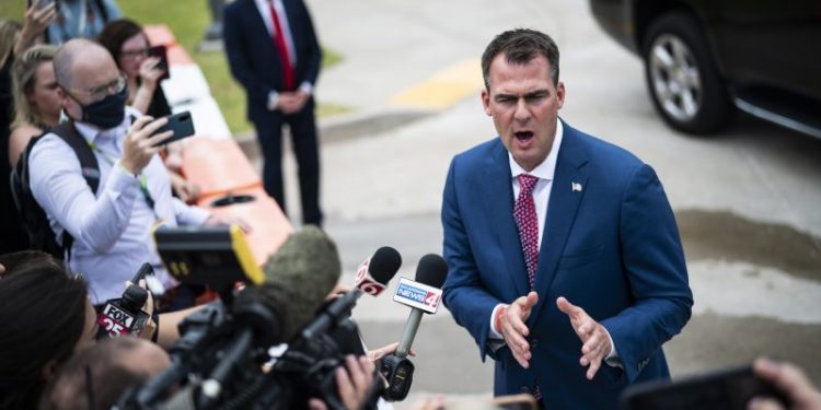 Texas border dispute breeds loose talk of civil war, resistance on right