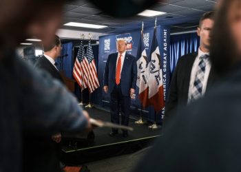 The Campaign Moment: 3 key yardsticks for Iowa and New Hampshire