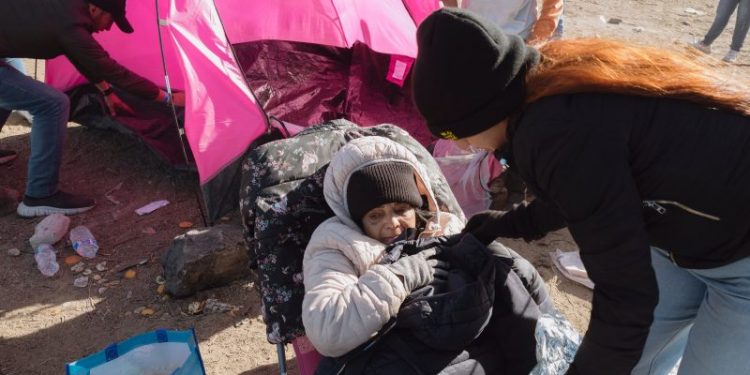 Border spike leaves Biden facing political jeopardy, financial squeeze