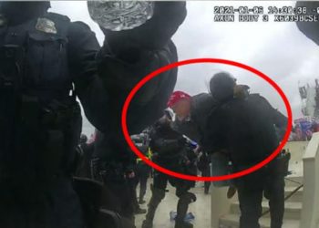 Fla. man sentenced to 5 years after attacking 6 officers on Jan. 6