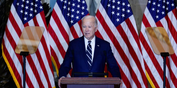 The great American jobs machine keeps revving in an election year