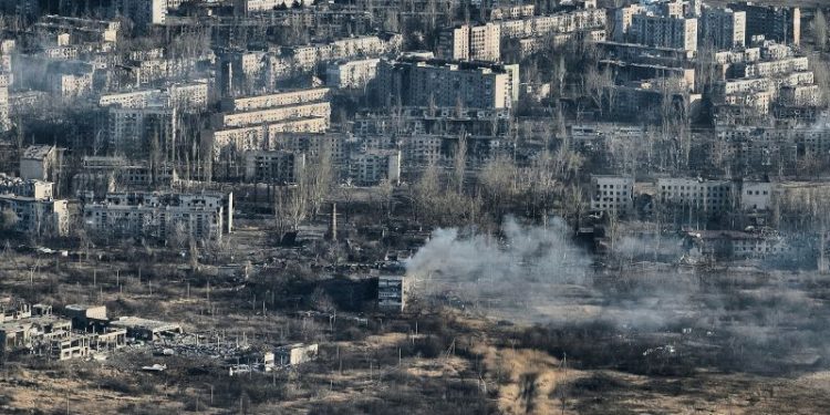 Trapped and left for dead, injured Ukrainian soldiers in Avdiivka exchanged desperate messages as the town fell