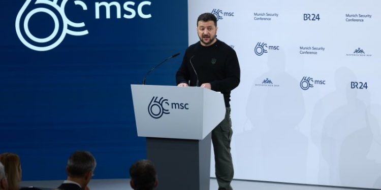 Zelensky pleads for help to plug ‘artificial’ weapons deficit amid signs of Russia seizing advantage