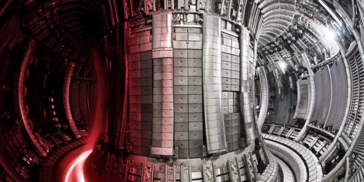 Scientists just set a nuclear fusion record in a step toward unleashing the limitless, clean energy source