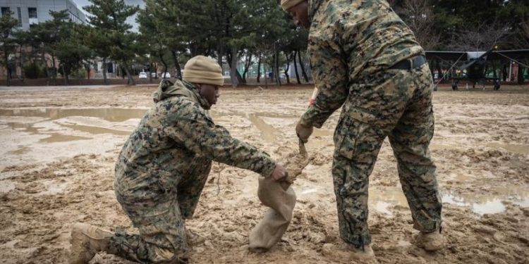 South Korea and US begin large annual military drills with eye on North Korea