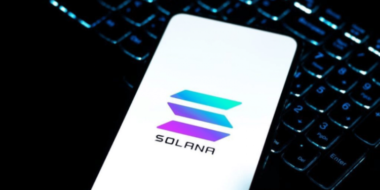 Virtual Smartphone App Aphone on Solana Revives Old Devices in Emerging Markets