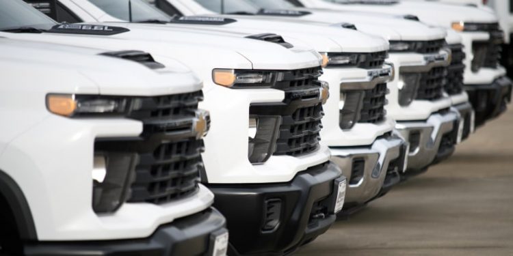 GM expands North America recall for potentially faulty tailgates to 820,000 trucks