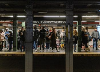 U.S. added 275,000 jobs in February, more than expected — but unemployment rate climbs