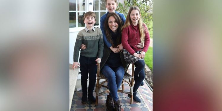 News agencies recall image of Catherine, Princess of Wales