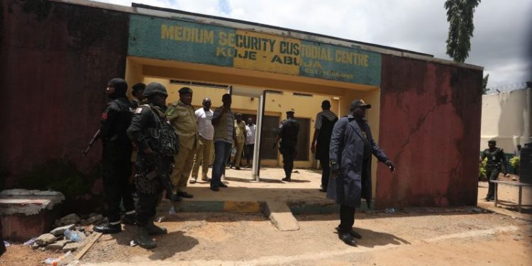 More than 100 prisoners on the run after heavy rainfall destroys part of prison in Nigeria