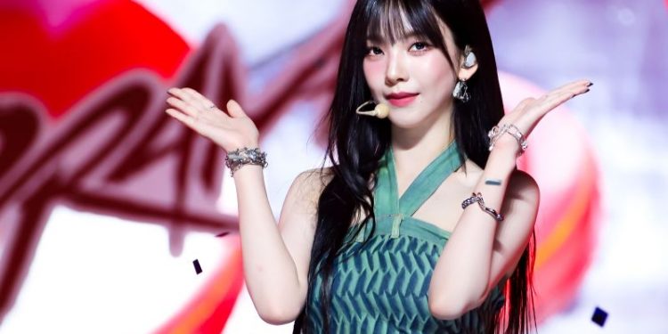 K-pop star ends relationship weeks after it sparked a fan backlash