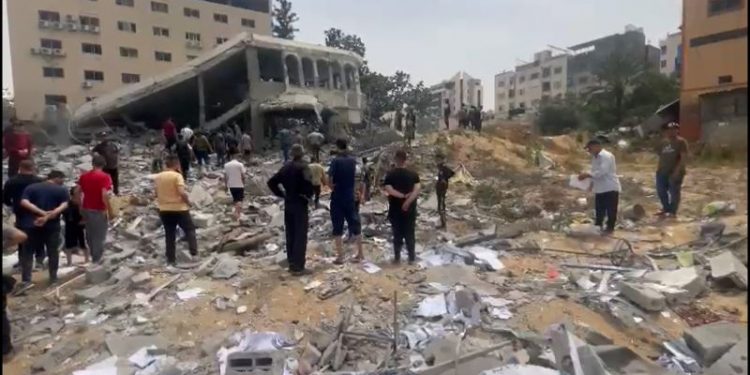 Daughter of prominent Palestinian poet killed in Israeli airstrike in Gaza