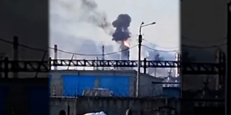 Russia pounds Ukraine with biggest airstrikes in weeks