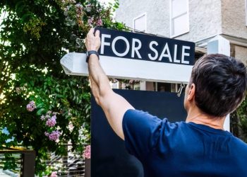 As home sellers and buyers wait on a Fed cut, here’s how mortgage rates have affected the spring housing market