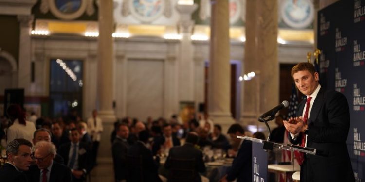 Trump gets $1 million from Silicon Valley donor who once gave to Democrats