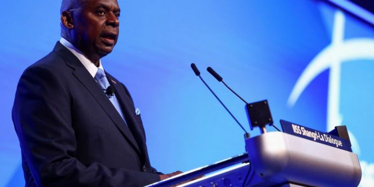 US defense chief hails security partnerships in Asia in face of Russia, China threats