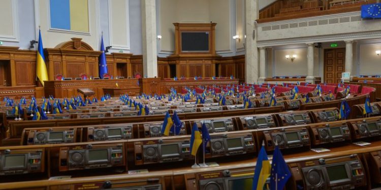 Ukraine thwarts alleged coup attempt, security service says