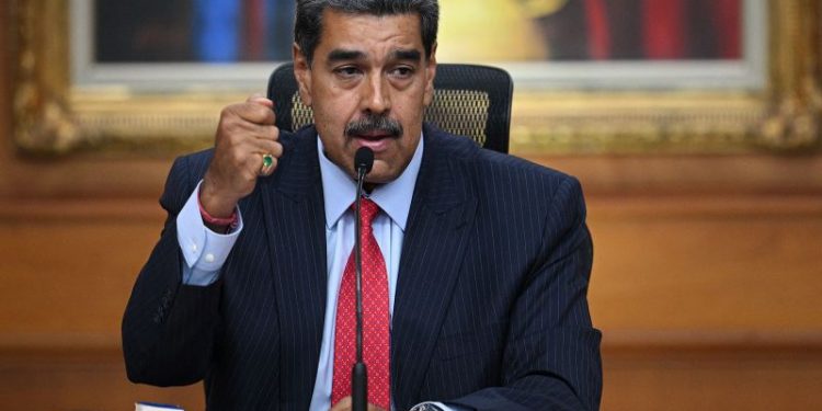 Maduro warns he’ll call for a ‘new revolution’ if forced by ‘North American imperialism’