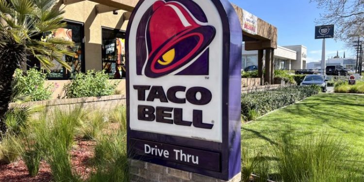 Taco Bell to roll out AI drive-thru ordering in hundreds of locations by end of year