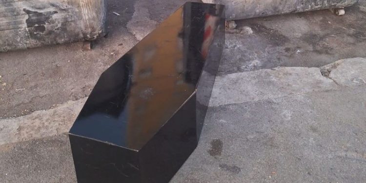 Crime family leaves coffin in front of activist’s house, Rome police say