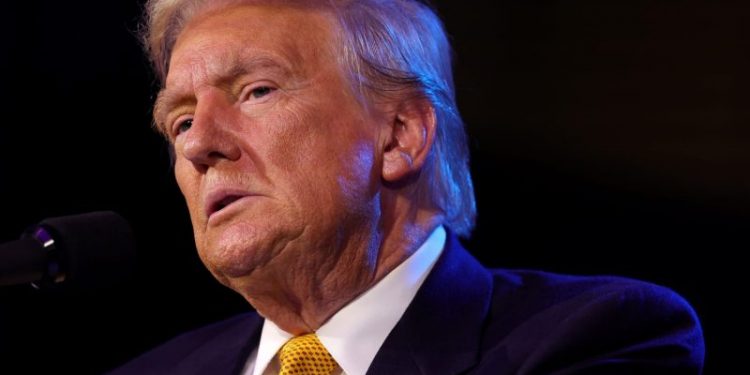 Trump Media plummets 10% as post-lockup selloff picks up steam