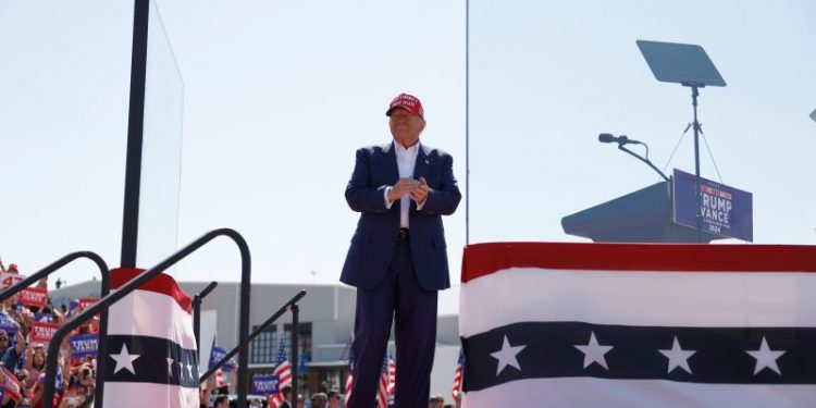 Trump avoids talking about embattled Mark Robinson at N.C. rally