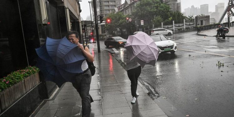 Shanghai slammed by Typhoon Bebinca, strongest storm to hit in seven decades