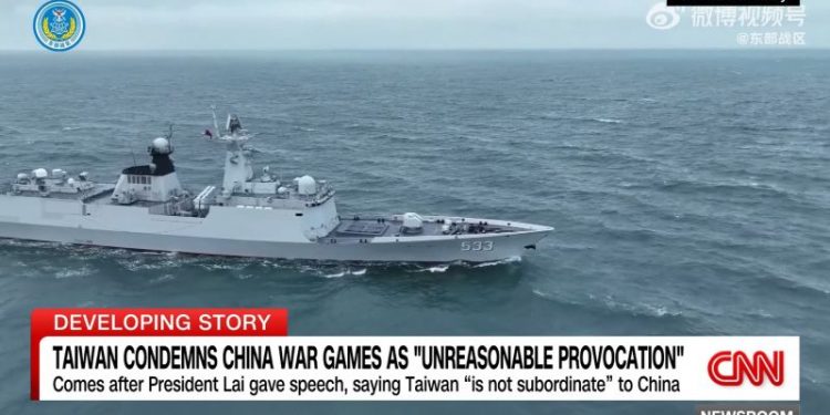 A record number of Chinese warplanes flew close to Taiwan during military drills