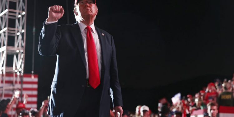 Trump suggests heckler should ‘get the hell knocked out of her’ after rally