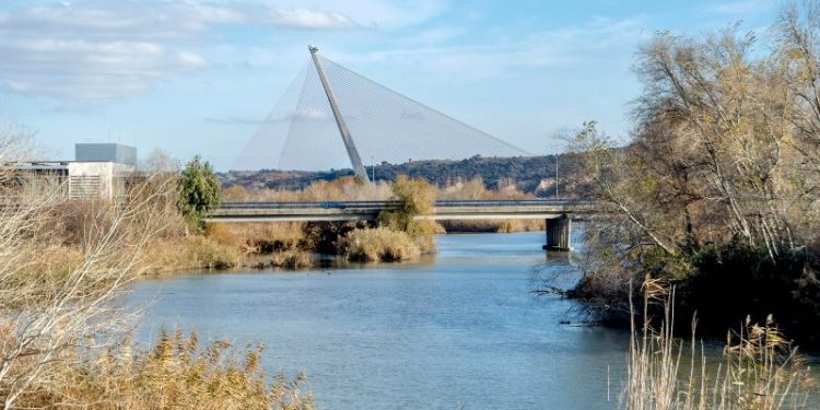 British content creator dies trying to climb Spain’s highest bridge
