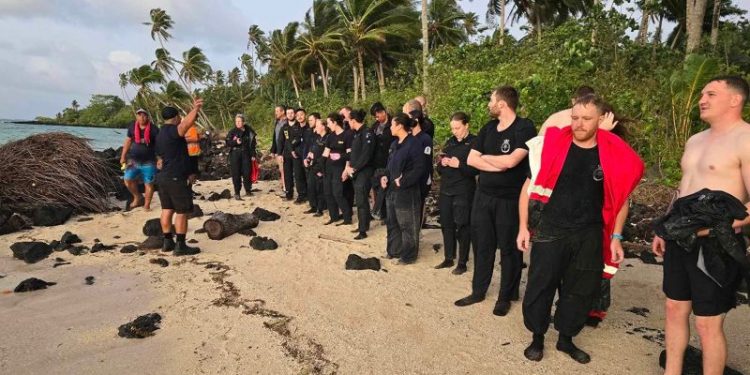 New Zealand loses first naval ship since WWII; vessel threatening oil spill off Samoan coast