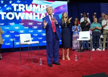 Trump’s erratic endgame: Dark threats, personal insults and some dancing