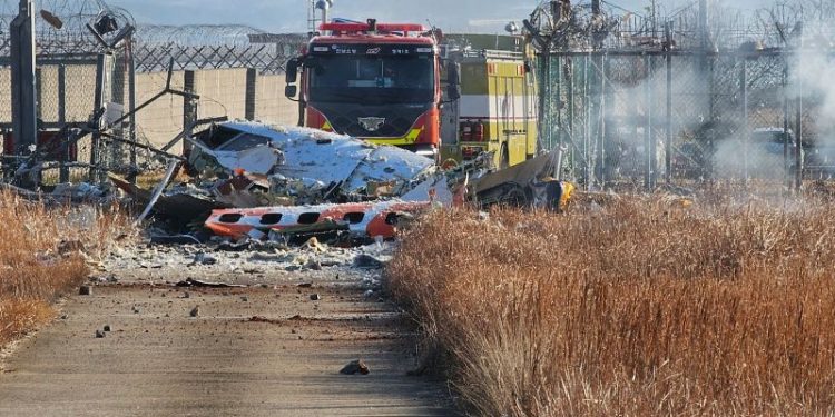 At least 28 dead after South Korean jet carrying 181 people crashes at airport, officials say