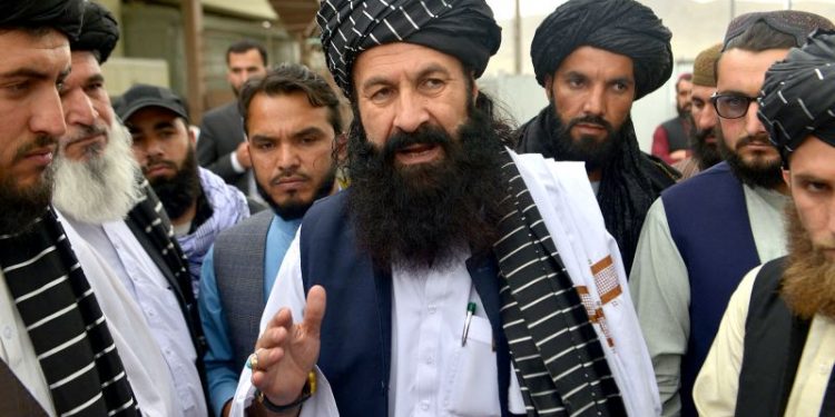 Suicide bombing in Kabul kills Taliban refugee minister