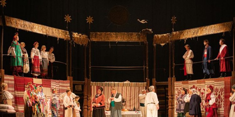 Plays between air raids and songs in shelters: How cultural life is thriving in wartime Ukraine