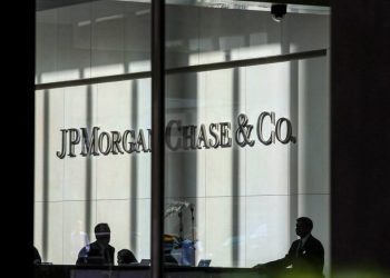 JPMorgan Chase posts record profit as the bank’s massive scale pays off