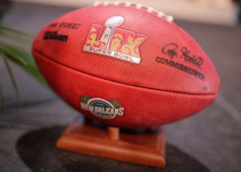 Super Bowl ads beckon up to $8 million apiece for Fox